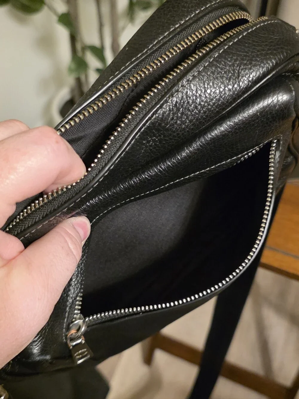 Coach Elias Black Leather Crossbody CJ509